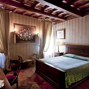 4* Aparthotel Castle Of Glamour Xvi Century Luxury